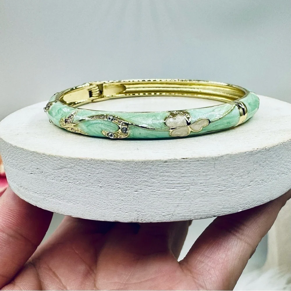 Green Flower Enamel Cloisonne Bracelet Bangle